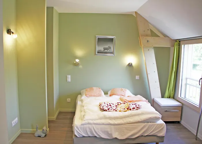 Double Guernesey Dans Maison, Au Calme Sur Le Gr223 住宿加早餐酒店 3*