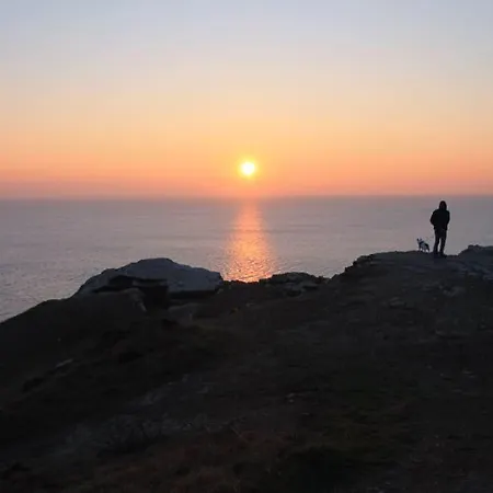 Double Guernesey Dans Maison, Au Calme Sur Le Gr223 B&B