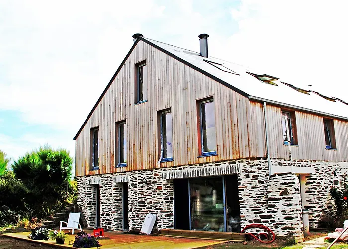 Double Guernesey Dans Maison, Au Calme Sur Le Gr223 Bed & Breakfast 3*